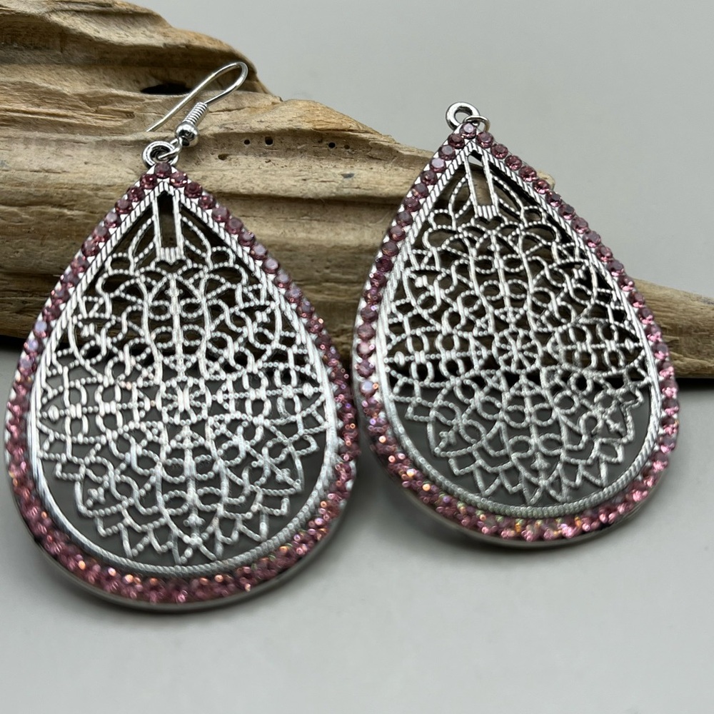 Elegant Silver and Pink Teardrop Earrings